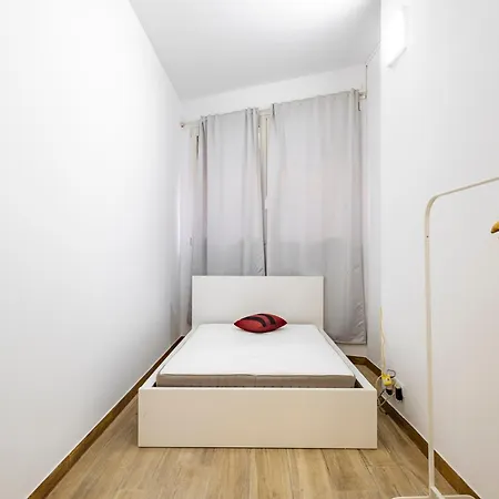 Brand New Pl Espana Sants Fira 2024 Built, Aplus, Aircon & Heating, Gigabit Wifi, Parking برشلونة